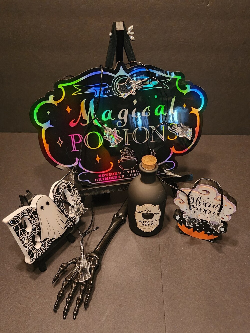 NEW 8 Pc.Halloween Magical Potions Display, Boo Ghost, And Others + Ghost Lights